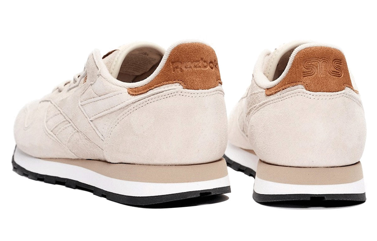 Reebok Sneakersnstuff x Classic Leather 'Walking - Stucco' GZ8706
