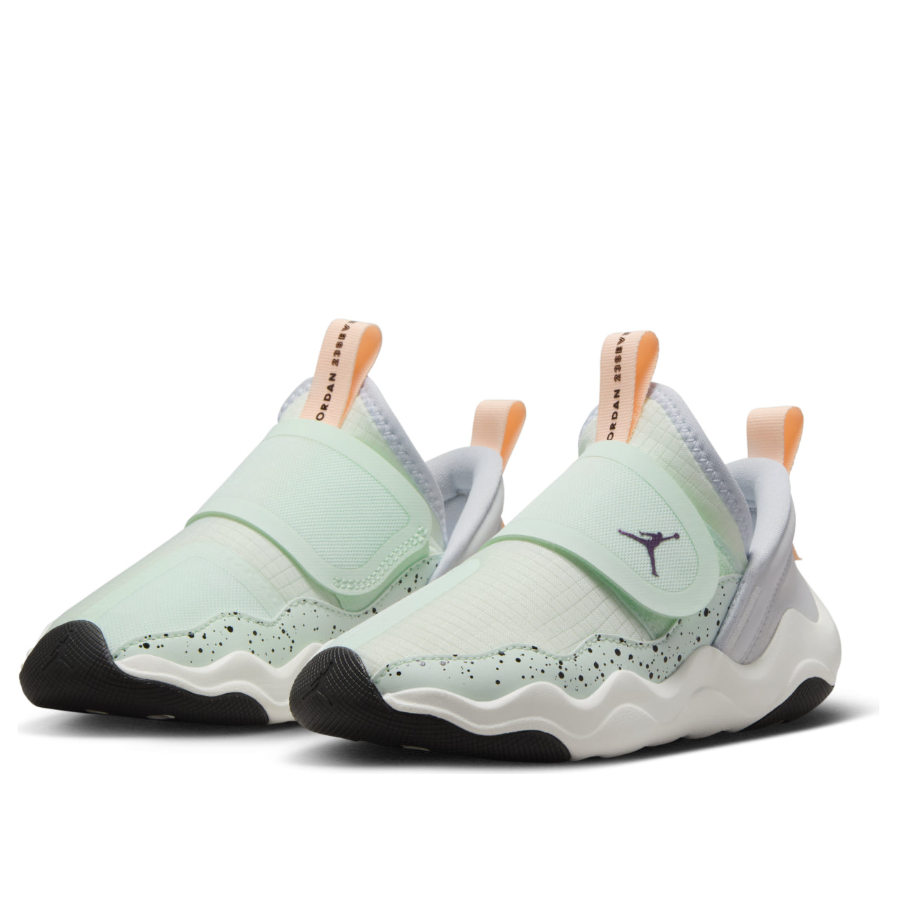 (PS) Air Jordan 23/7 'Barely Green Grey' DQ9293-301
