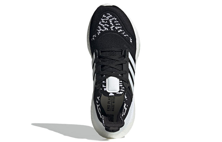 (WMNS) adidas Ultraboost 22 'Black White Almost Lime' GX8019