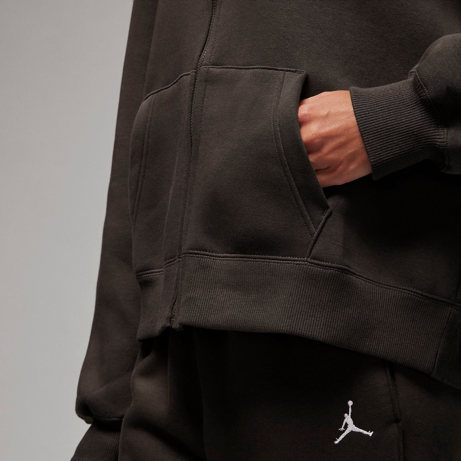 (WMNS) Air Jordan Brooklyn Fleece Full-Zip Hoodie 'Black' FD7865-220