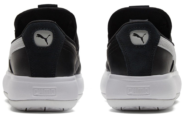 (WMNS) PUMA Suede Mayu Slip-on Shoes Black/White 383827-01