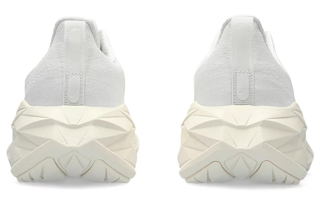 (WMNS) ASICS Novablast 4 'Cream White' 1012B510-102