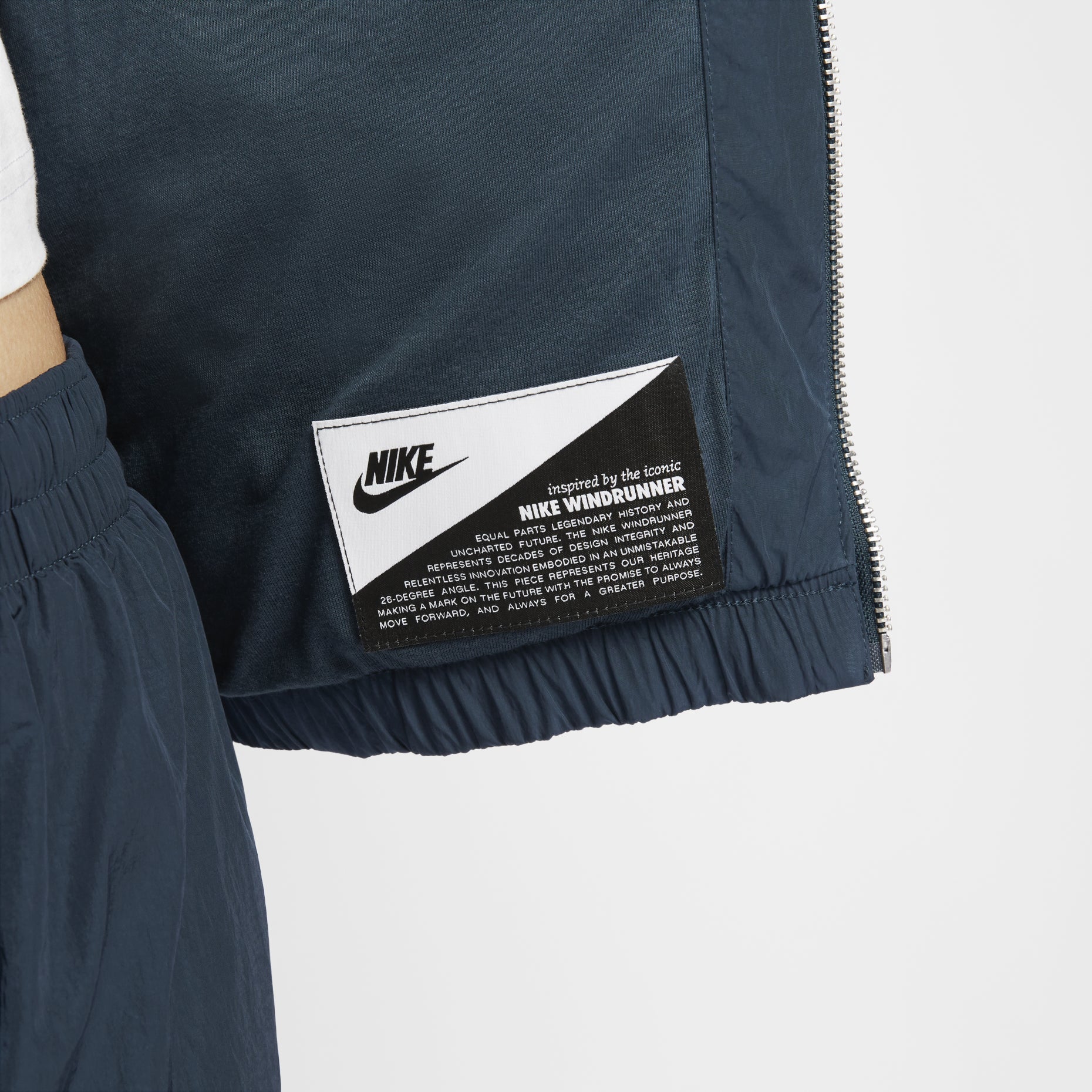 (WMNS) Nike Windrunner Loose UV Woven Full-Zip Jacket Asia Sizing 'Armory Navy White' FV6305-480