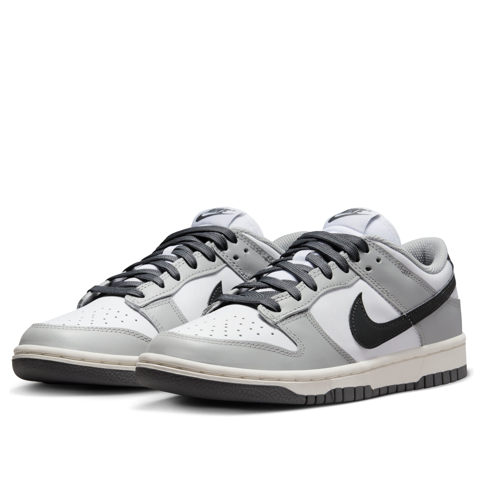 (WMNS) Nike Dunk Low 'Light Smoke Grey' DD1503-117