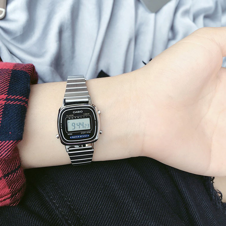 CASIO Waterproof Quartz Silver Digital LA670WA-1D