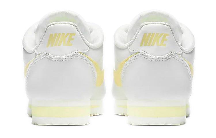 (WMNS) Nike Classic Cortez Leather 'Summit White' 807471-113