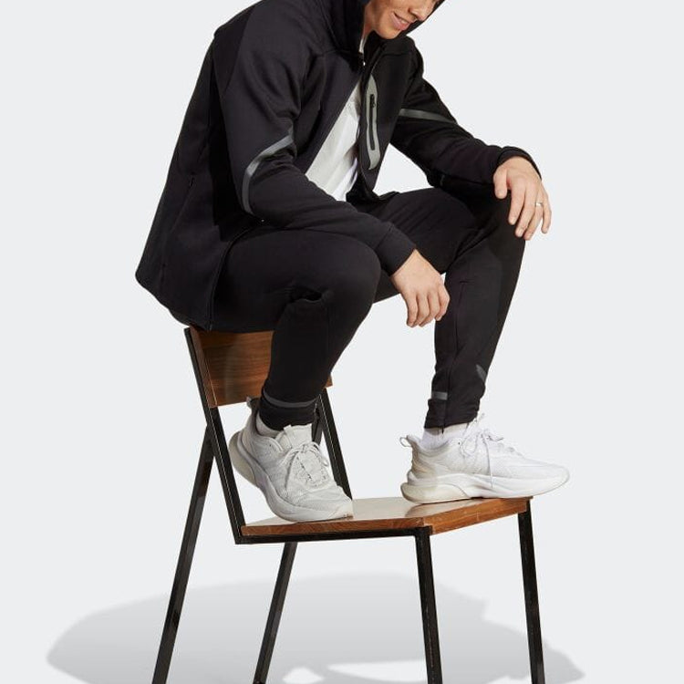 adidas Logo IC8044
