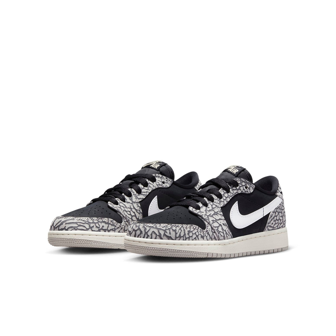 (GS) Air Jordan 1 Retro Low OG 'Black Cement' CZ0858-001