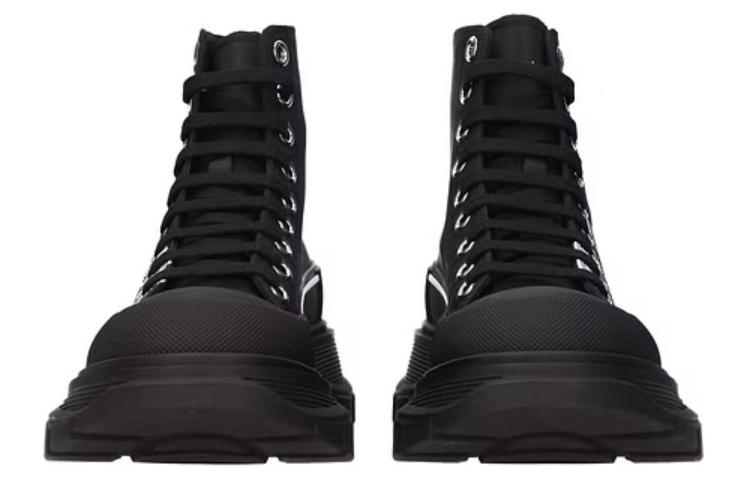 (WMNS) Alexander McQueen Tread Slick Graffiti Logo Boots 'Black White' 676718W4RQ21006