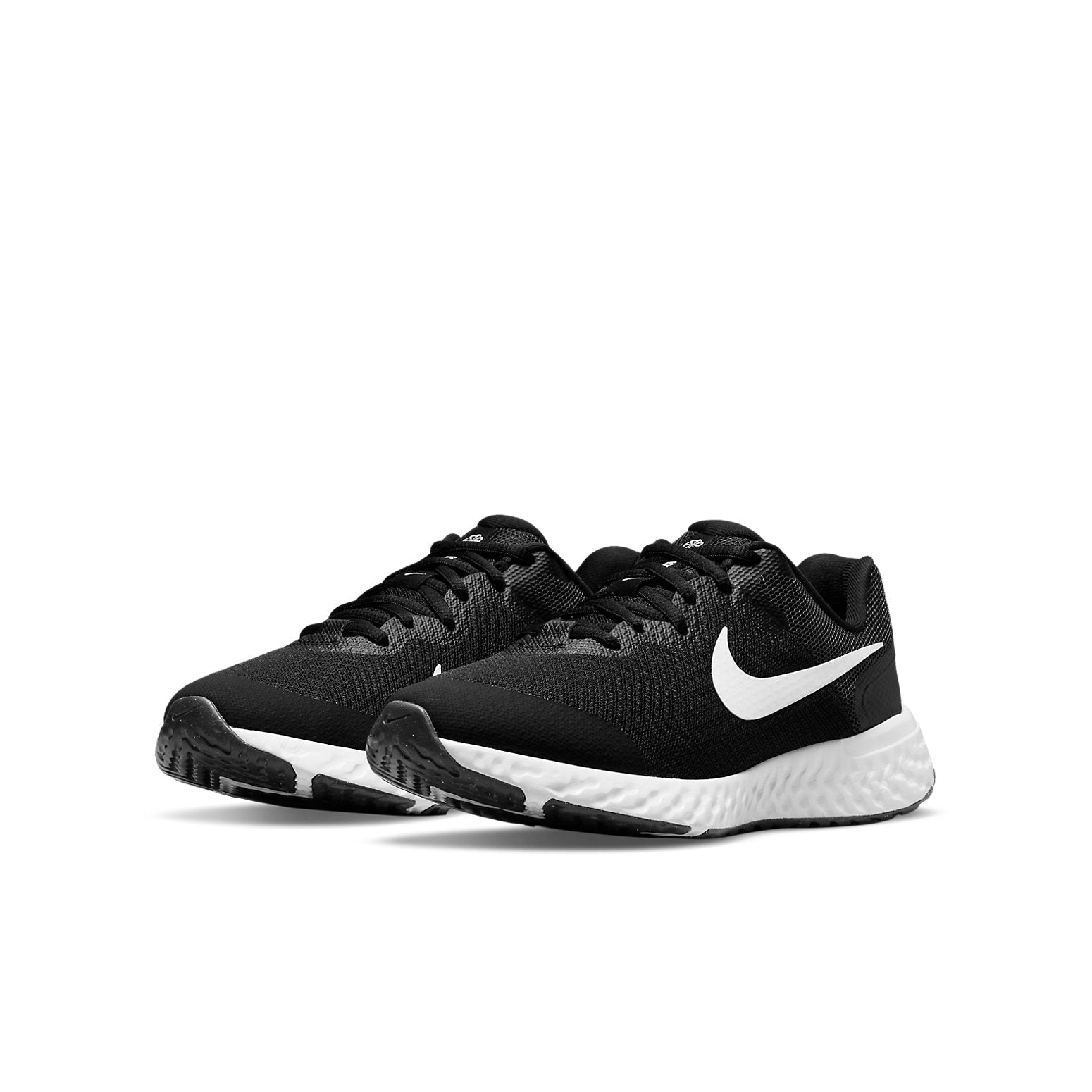 (GS) Nike Revolution 6 4E Wide 'Black White' DN8207-003