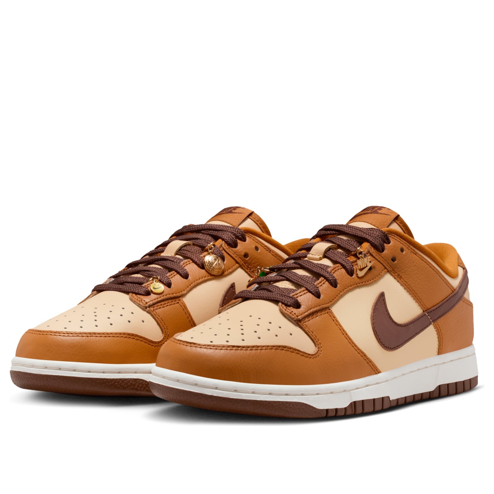(WMNS) Nike Dunk Low SE 'Desert Ochre Cherry Charm' HQ7487-700