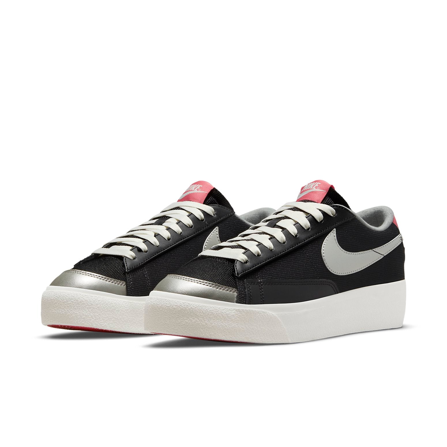 (WMNS) Nike Blazer Low Platform 'Black Gypsy Rose' DO2774-010