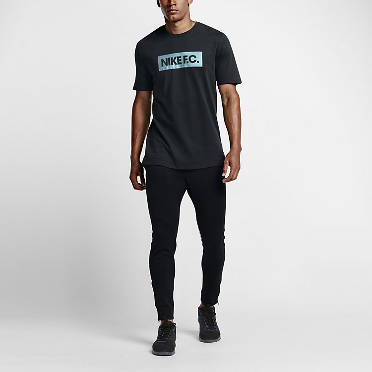 Apparel s Men Nike FC Color Shift Block T-Sh 805521-010