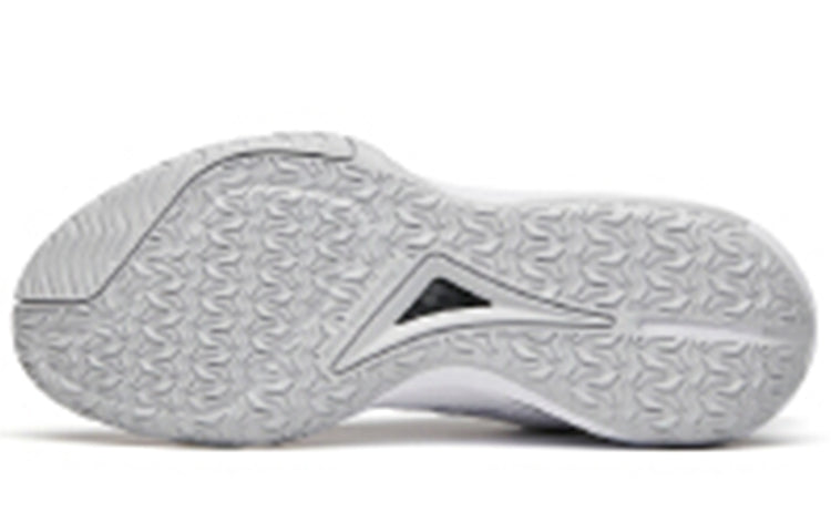 ANTA Quick Battle 5 Low 'White Silver Grey' 112141605-10
