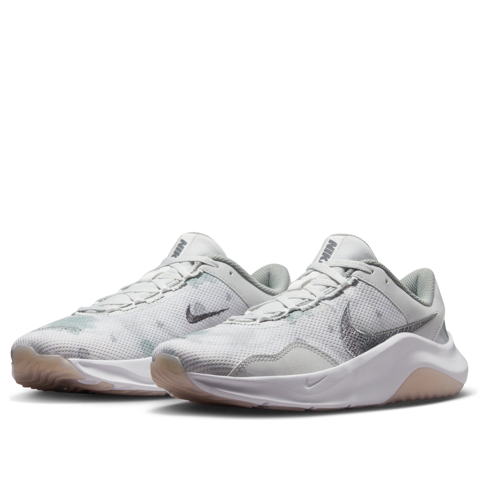 (WMNS) Nike Legend Essential 3 Next Nature Premium DV9008-001