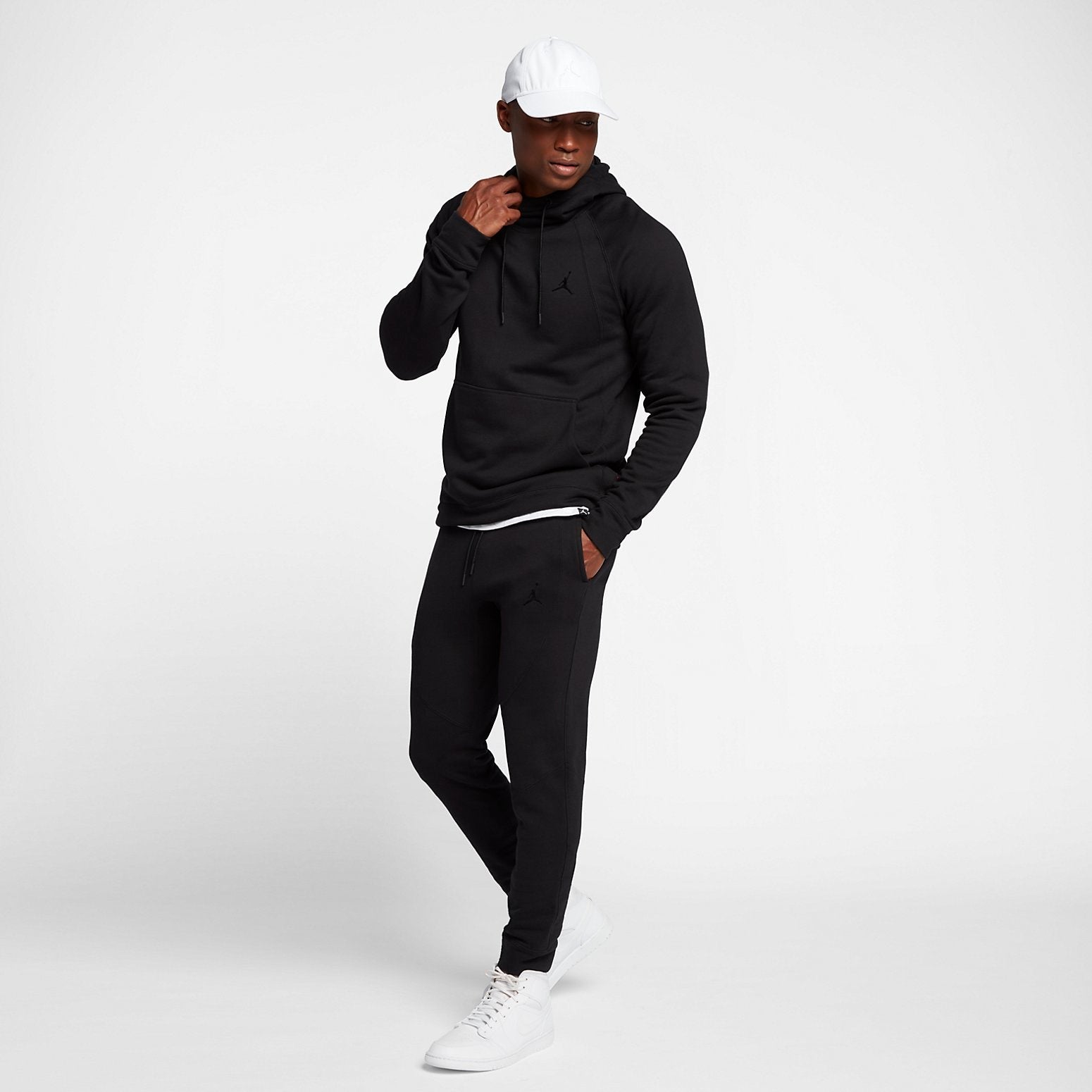 Apparel Pants Men Air Jordan WINGS Fleece Pant 860198-010