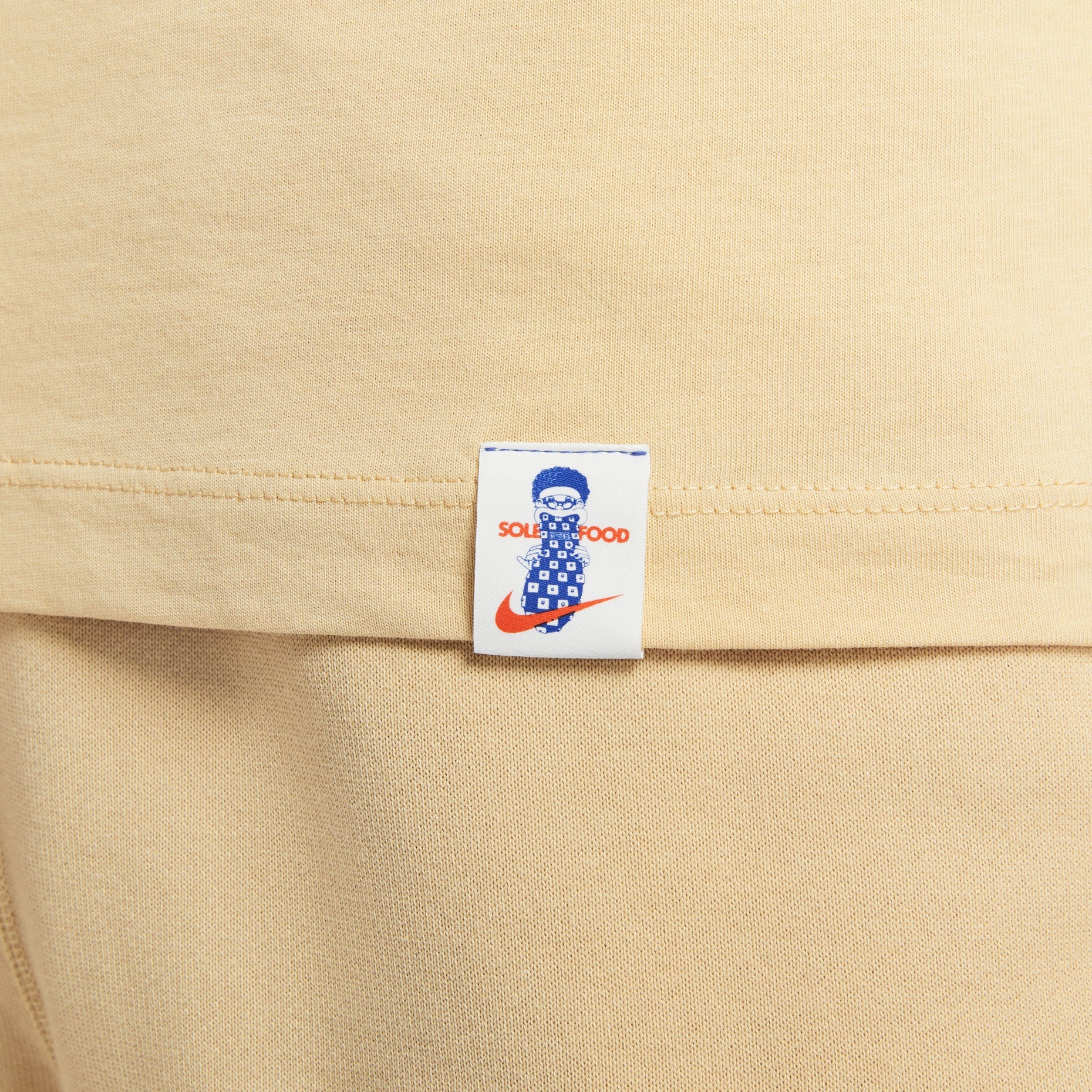 Nike NSW Logo T-Shirt Asia Sizing 'Beige' FV3755-252