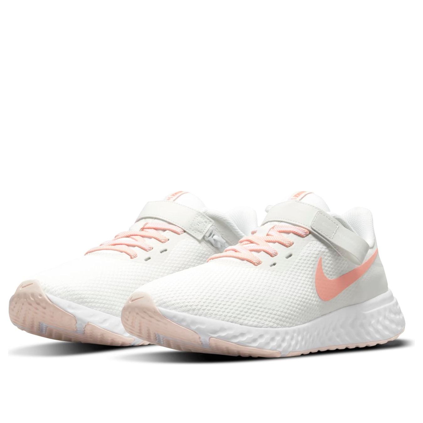 (WMNS) Nike Revolution 5 FlyEase 'Summit White Crimson Bliss' BQ3212-109