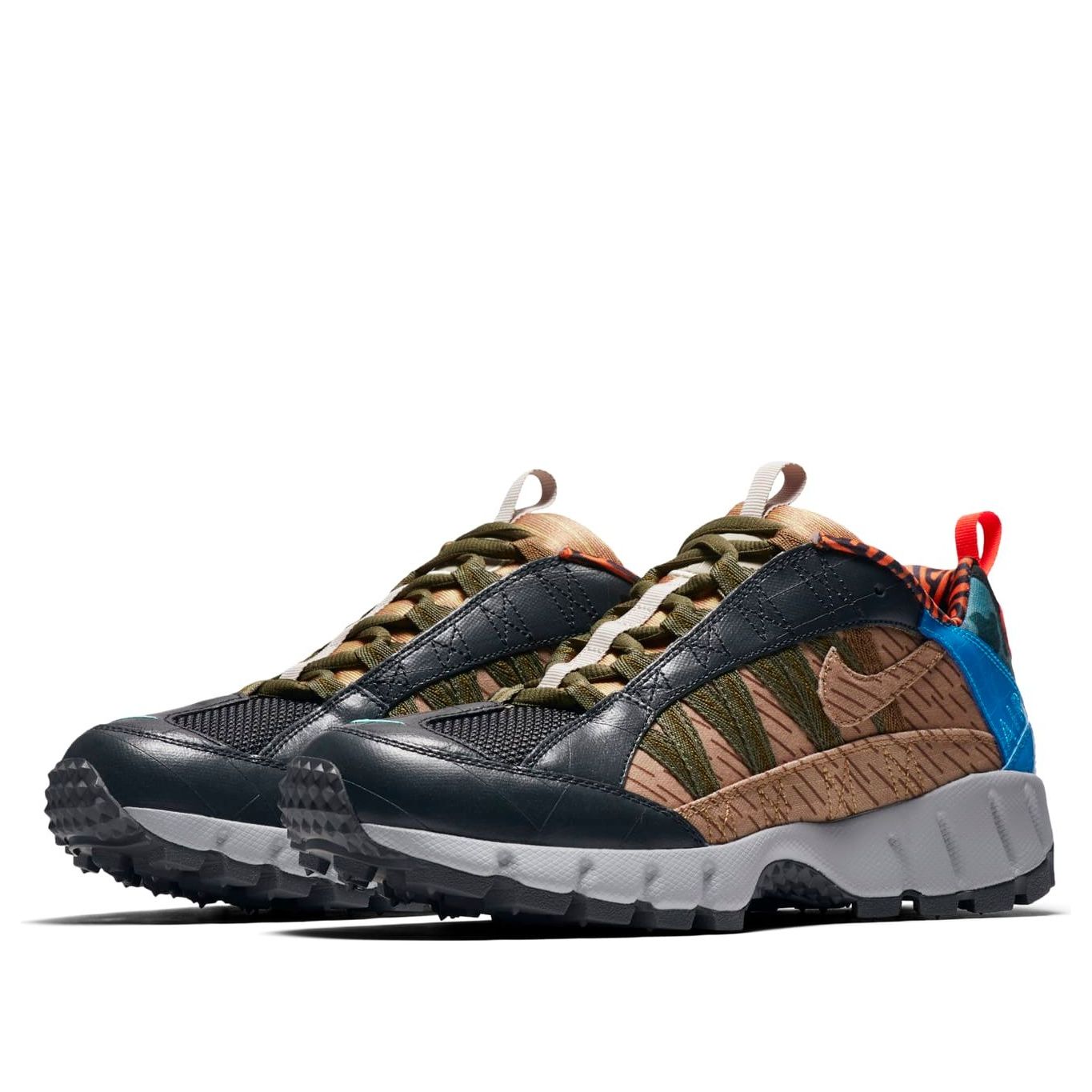 Nike Air Humara 17 Premium 'Hay Camo' AO2606-001