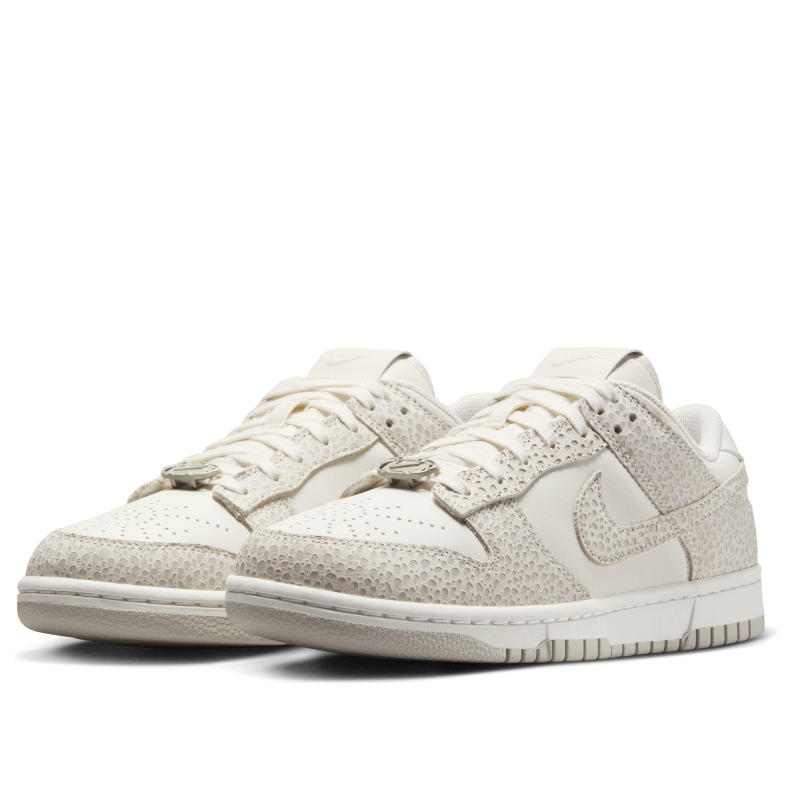 (WMNS) Nike Dunk Low Safari 'Light Smoke' FV6516-001