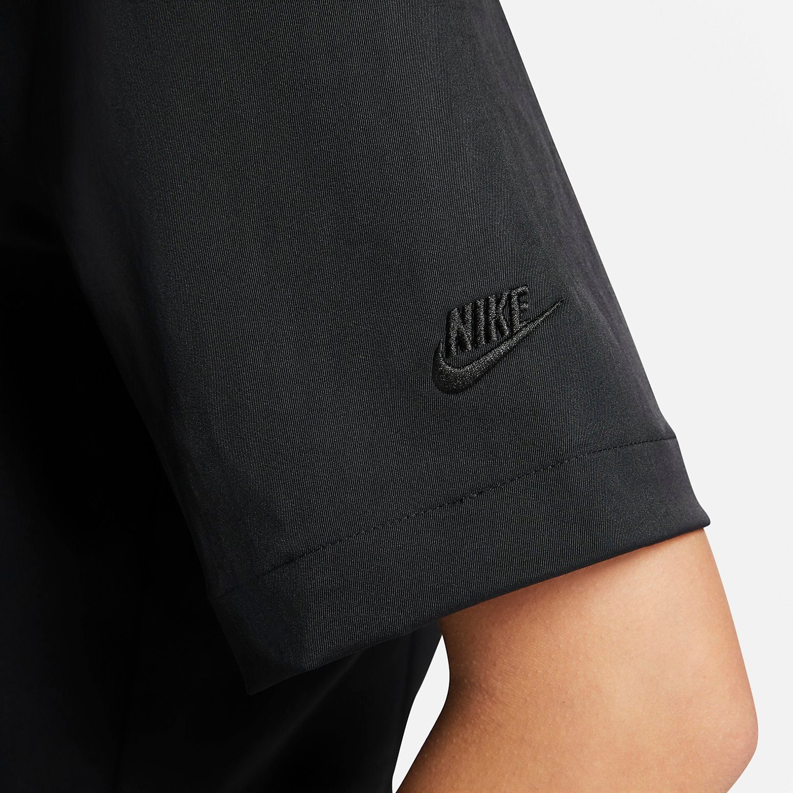 (WMNS) Nike Sportswear Dri-FIT Tech Pack Woven Polo 'Black' DV8241-010