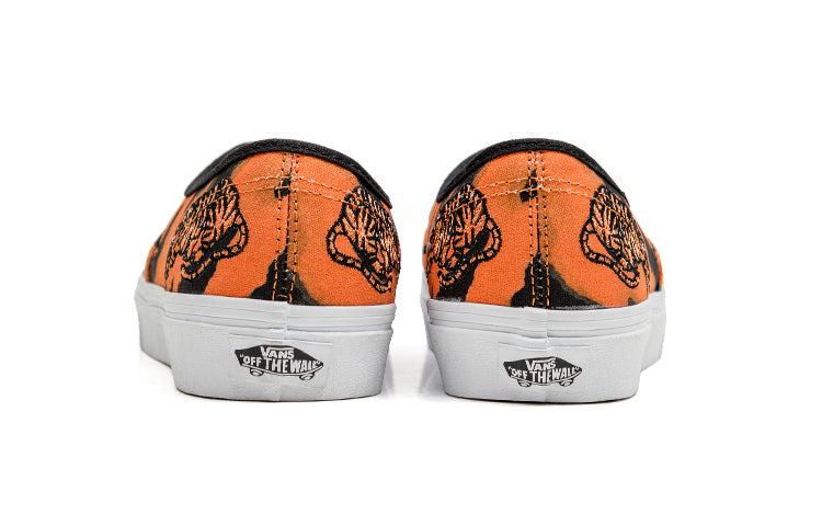 Vans Unisex Authentic Low-Top Sneakers Black/Orange VN0A5KRDORA