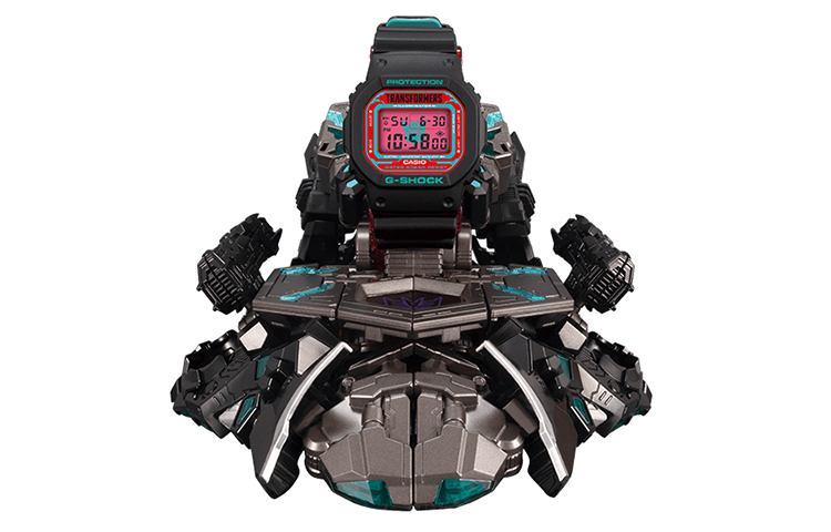 CASIO G-Shock Square 'Red' DW-5600-TF
