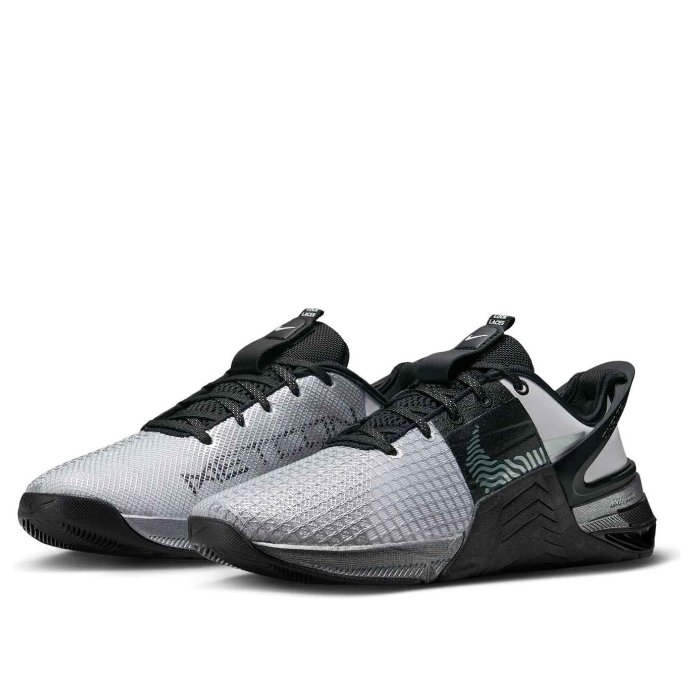 (WMNS) Nike Metcon 8 FlyEase Premium 'White Black Silver' DV9931-100