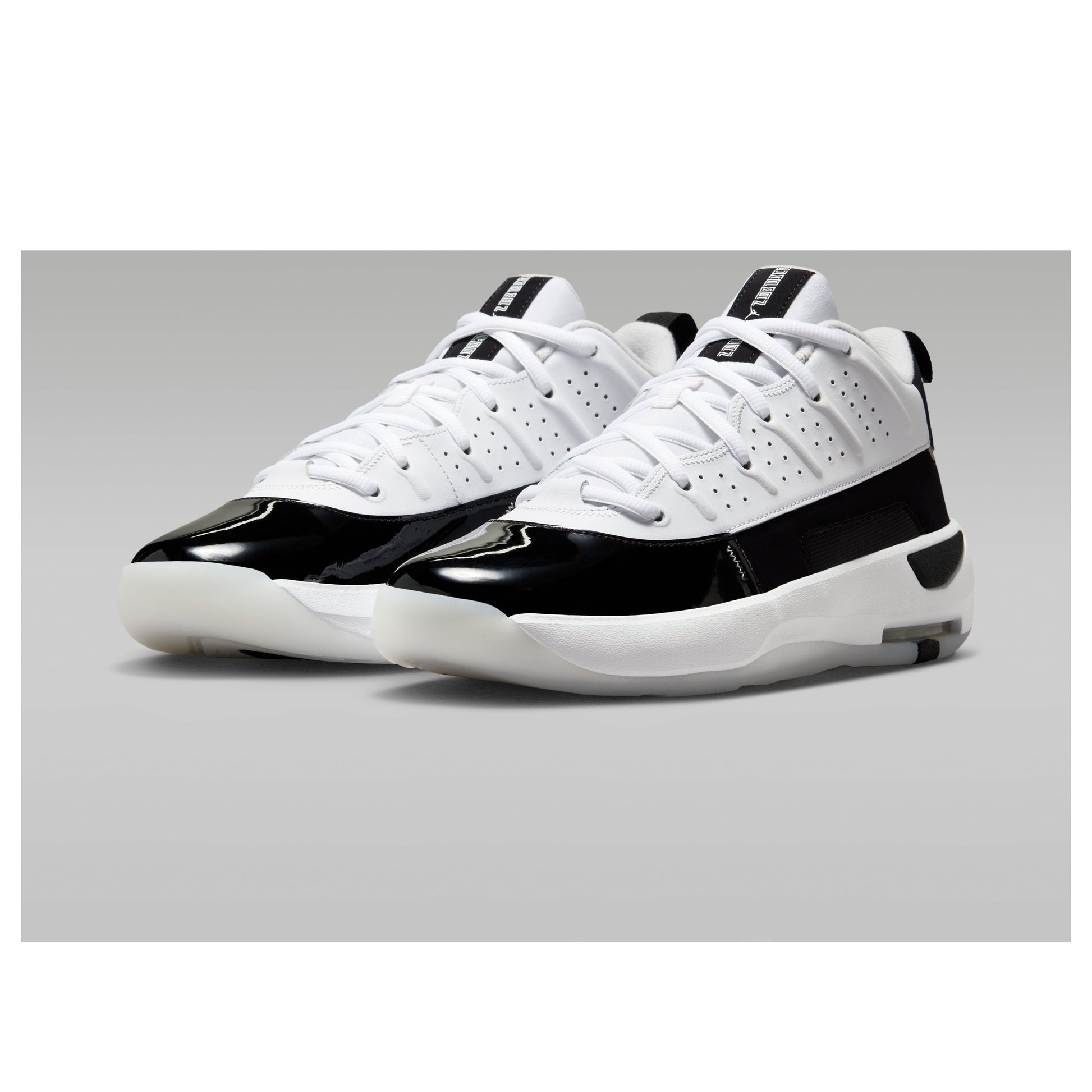 Air Jordan Max Aura 7 'White Black' HQ2091-100