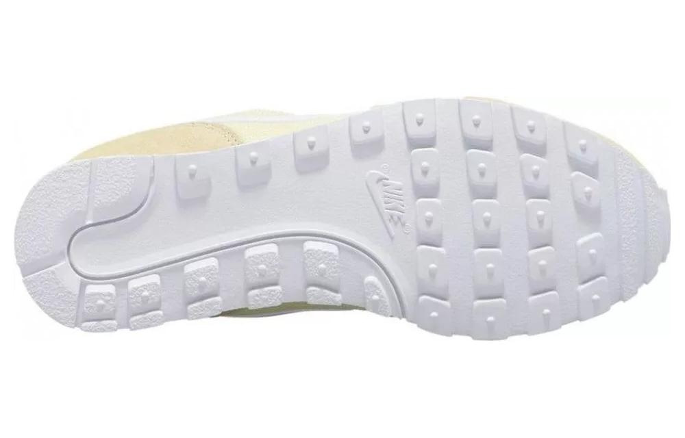 (WMNS) Nike MD Runner 2 'Yellow' 749869-700