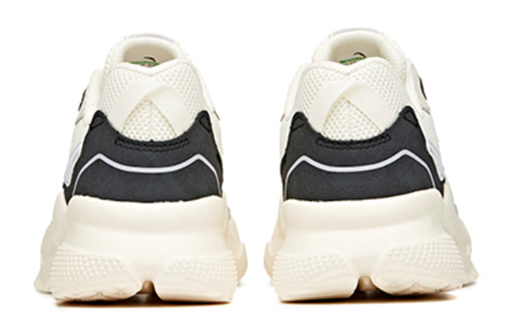 (WMNS) ANTA Life Series Sneakers 'White Grey Black' 122118845-1