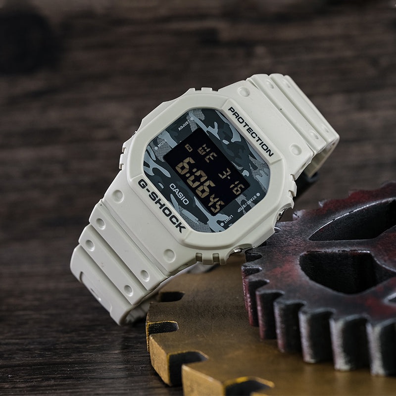 CASIO G-Shock Square 'Grey' DW-5600CA-8PR