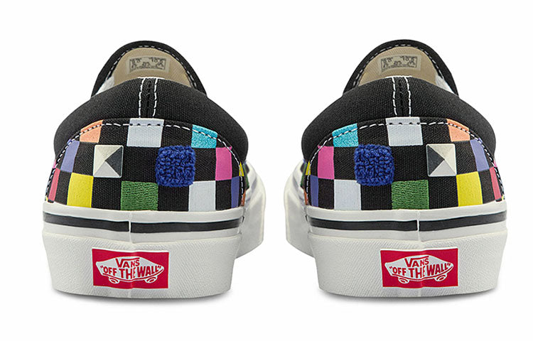 Vans Unisex Slip-On 98 DX Sneakers Black VN0A5KX8AWC