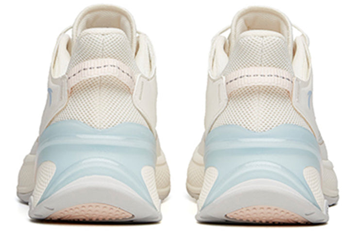 (WMNS) ANTA Running Series Sneakers 'White Blue Pink' 122135530R-1