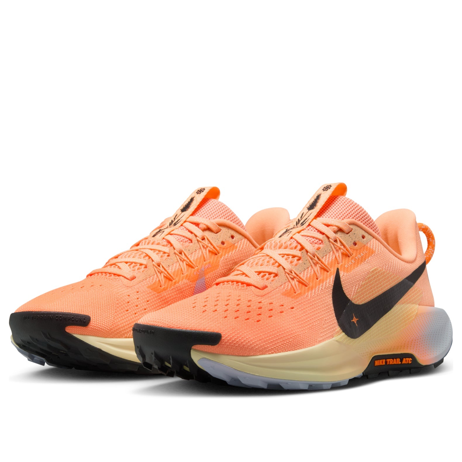 (WMNS) Nike Pegasus Trail 5 'Pulse Orange Phantom Gypsum Black' DV3865-800