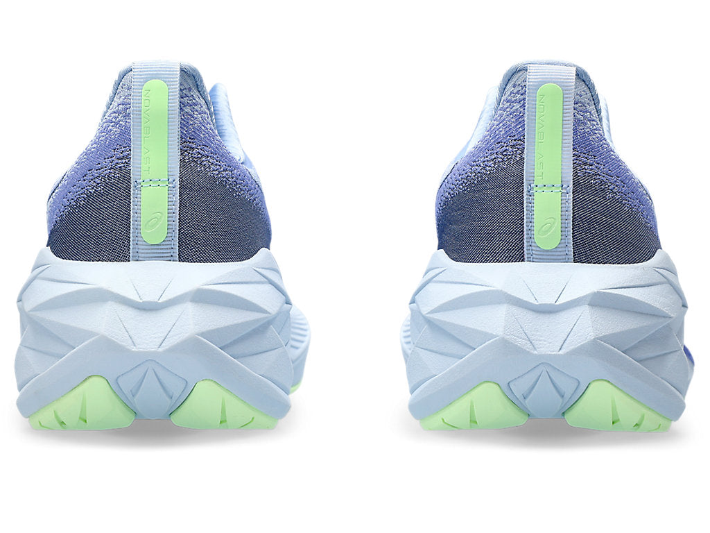 (WMNS) ASICS Novablast 4 'Light Sapphire' 1012B510-400