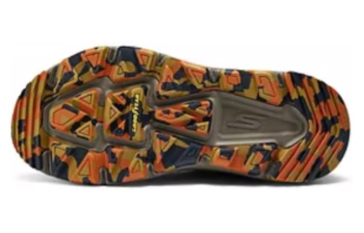 Skechers GORun Max Cushioning Premier Trail 'Burgendy' 220592C-BUMT