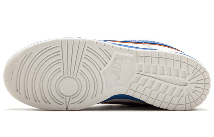 Nike SB Dunk Low Pro 'Medicom 1' 304292-142