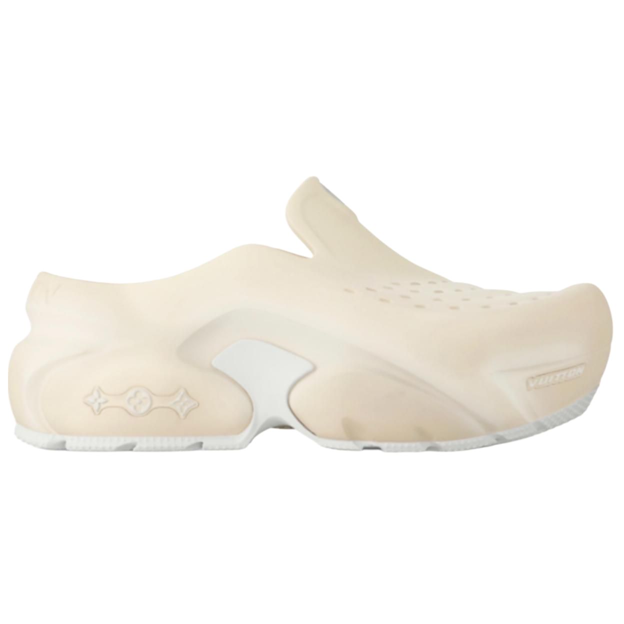 LOUIS VUITTON Shark Closed Toe Slippers Men's White