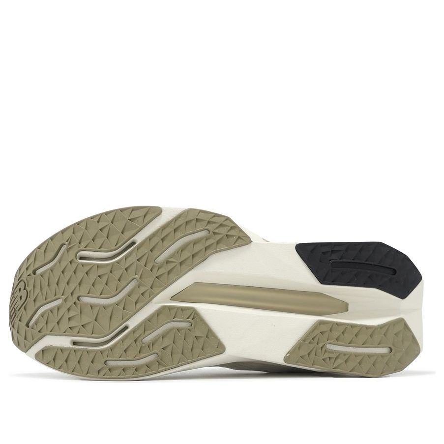 (WMNS) New Balance FuelCell Propel v5 'Linen Gold Metallic Stoneware' WFCPRHL5
