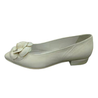 CHANEL 22A Early Autumn Casual Single Shoes Women's White