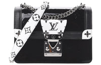 LOUIS VUITTON Shoulder Bags