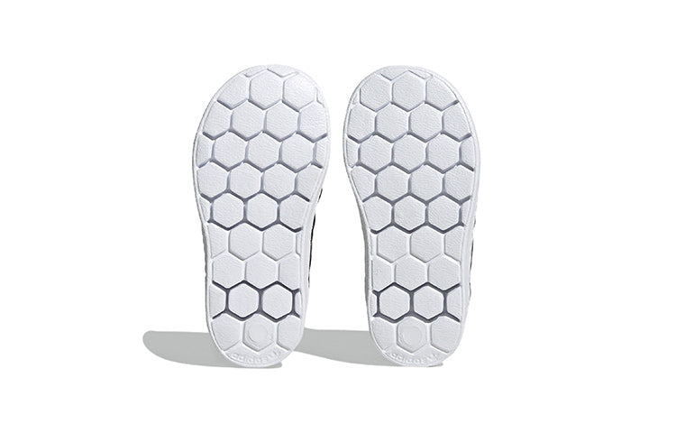 (TD) adidas Originals SST 360 x Disney  HQ4079