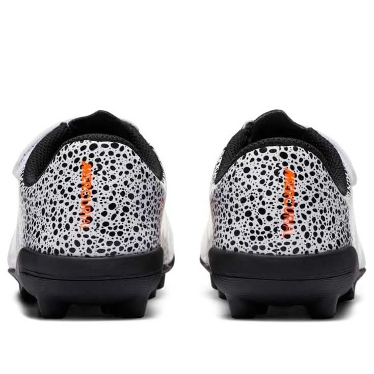 (GS) Nike JR Vapor 13 Club CR7 MG 'Black White Yellow' CV3317-180