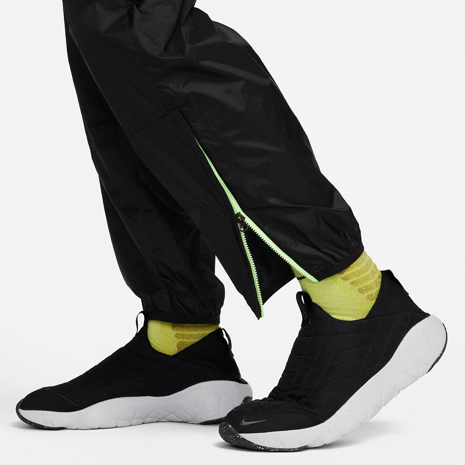 Nike ACG Windshell Trousers 'Cinder Cone' DB1135-011