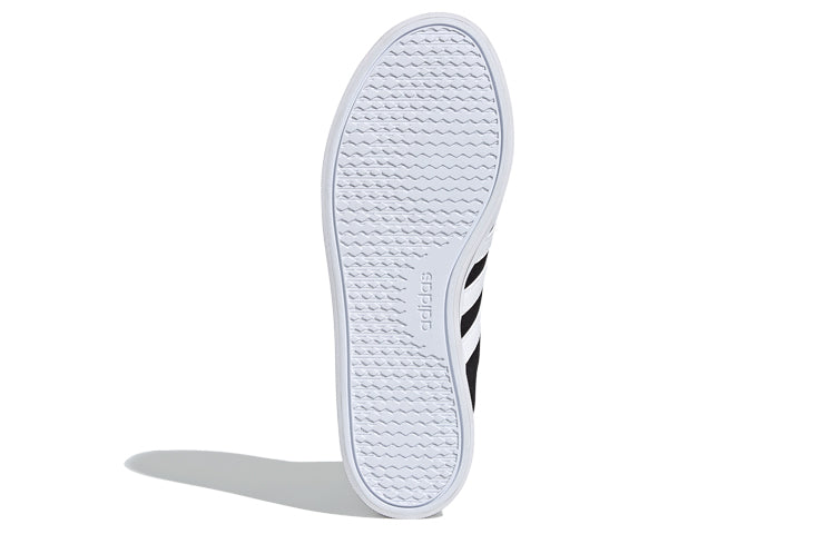 (WMNS) adidas Bravada Mid 'Black White' FY4488