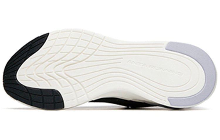 (WMNS) ANTA Running Series Sneakers 'Black White Silver' 122215556-1