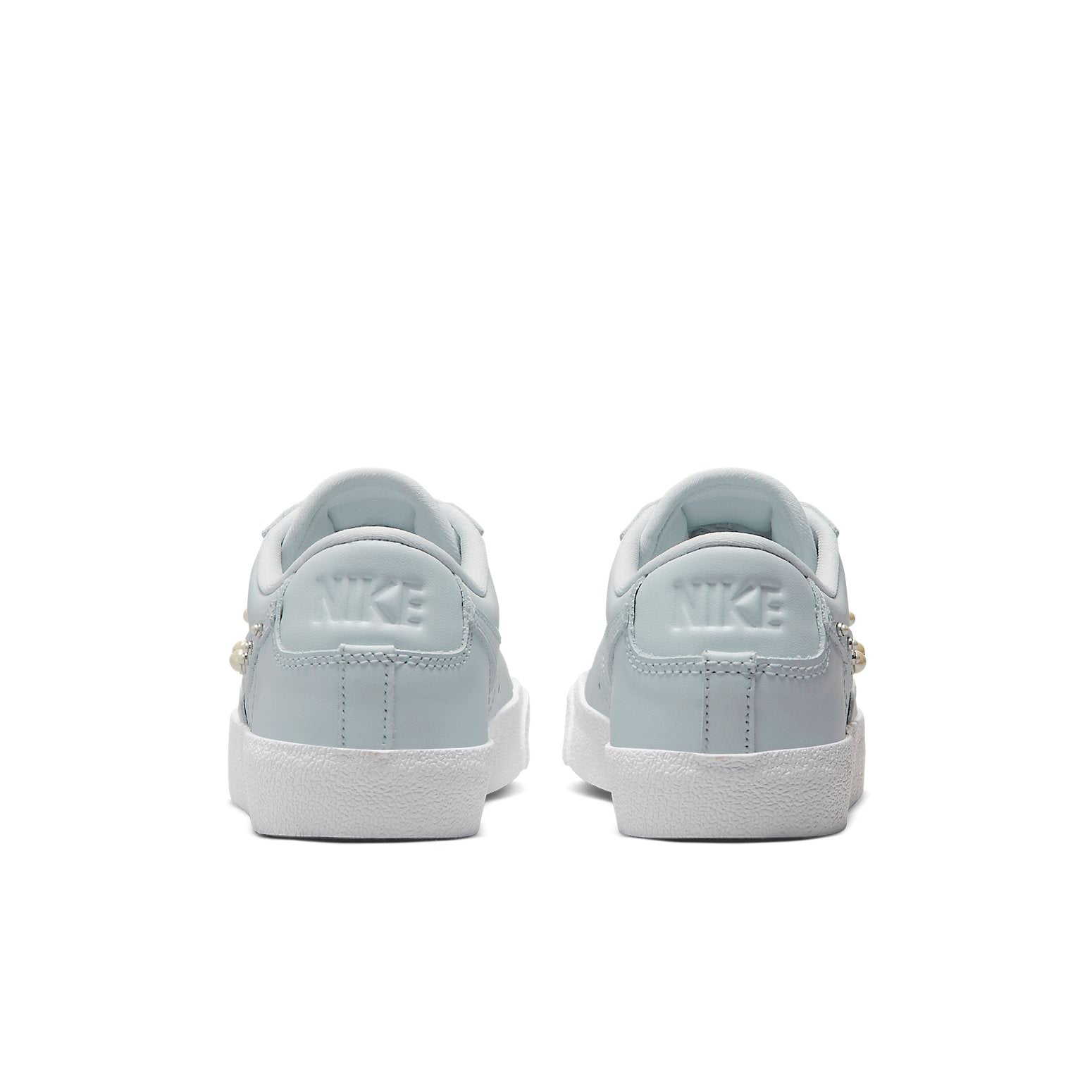 (WMNS) Nike Blazer Low'77 SE 'Blue White' DV2111-001