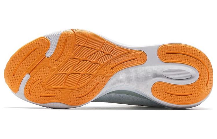 (WMNS) ANTA Running Series Sneakers 'White Blue Orange' 122335556-4