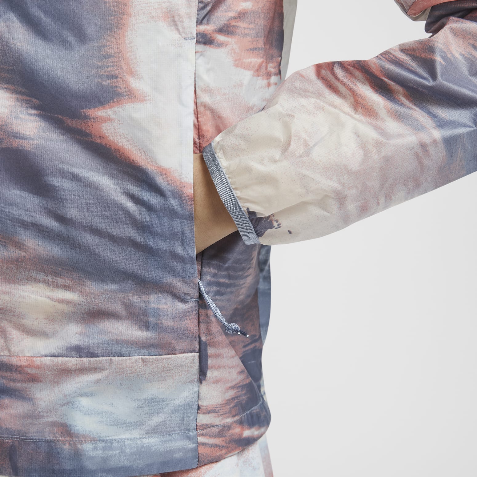 (WMNS) Nike ACG Cindercone Jacket 'Light Armory Blue Summit White' FN1953-440
